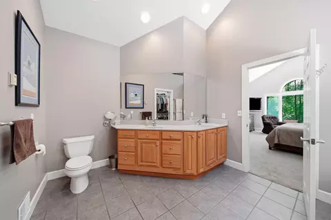 Bath - 2500 Reynolds Rd, Jackson, MI 49201 photo 1 of 6