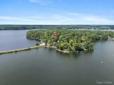 View/Area - 5809 Maple St, Newaygo, MI 49337 photo 5 of 11