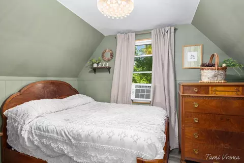 Bedroom - 5809 Maple St, Newaygo, MI 49337 photo 2 of 2