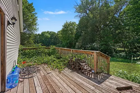 Exterior - 34 E Washington St, Newaygo, MI 49337 photo 2 of 7