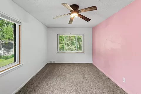 Bedroom - 1127 S Brown St, Jackson, MI 49203 photo 6 of 6