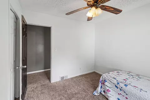 Bedroom - 1127 S Brown St, Jackson, MI 49203 photo 4 of 6