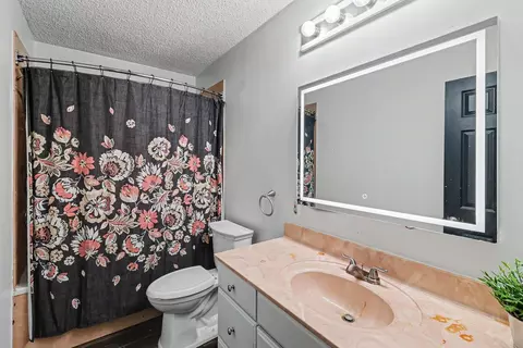Bath - 1127 S Brown St, Jackson, MI 49203 photo 2 of 2