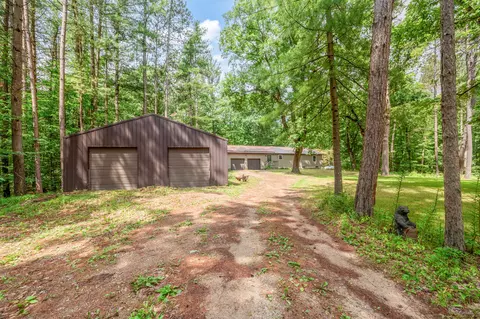 Exterior - 7975 110th Ave, Evart, MI 49631 photo 2 of 9