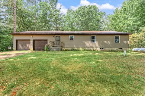 Exterior - 7975 110th Ave, Evart, MI 49631 photo 4 of 9