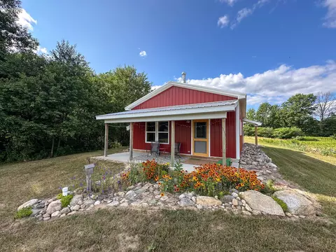 17219 7 Mile Rd, Reed City, MI 49677