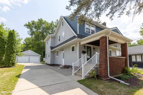 1948 Boston St SE, Grand Rapids, MI 49506