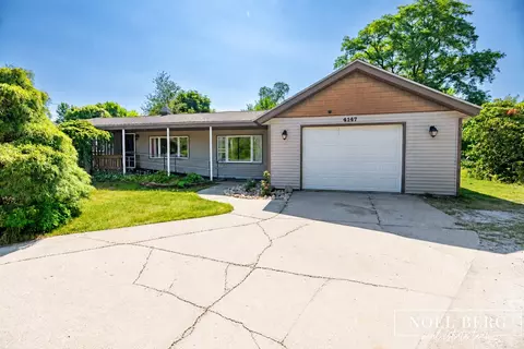 4147 S Brooks Rd, Muskegon, MI 49444