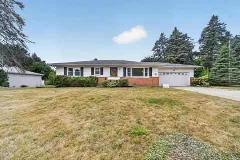 708 Greenridge Rd, Battle Creek, MI 49015