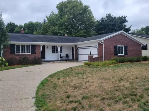 4558 41st St SW, Grandville, MI 49418