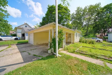 Exterior - 518 Garfield St, Jackson, MI 49203 photo 16 of 18