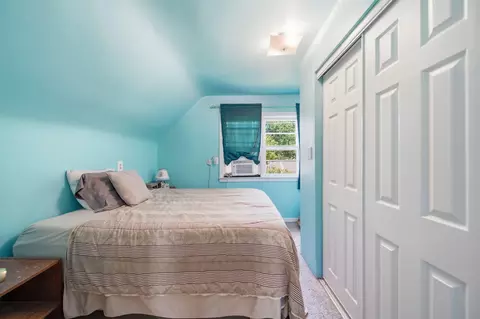 Bedroom - 518 Garfield St, Jackson, MI 49203 photo 7 of 8