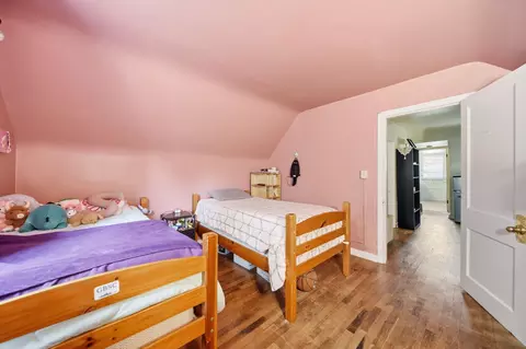 Bedroom - 518 Garfield St, Jackson, MI 49203 photo 4 of 8