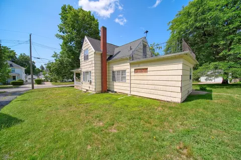 Other - 518 Garfield St, Jackson, MI 49203 photo 2 of 5