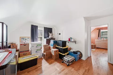 Bedroom - 518 Garfield St, Jackson, MI 49203 photo 5 of 8