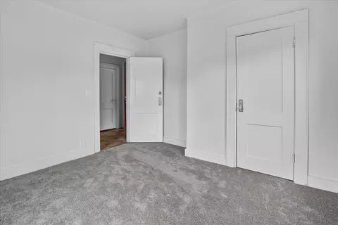 Bedroom - 939 Backus St, Jackson, MI 49202 photo 6 of 10