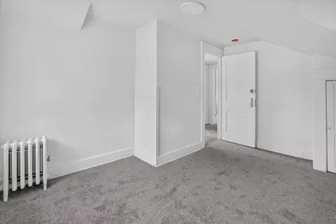 Bedroom - 939 Backus St, Jackson, MI 49202 photo 5 of 10