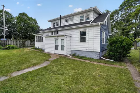 Exterior - 939 Backus St, Jackson, MI 49202 photo 8 of 8
