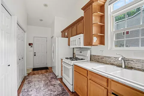 Entry Way - 280 Doster Rd #A, Plainwell, MI 49080 photo 3 of 6