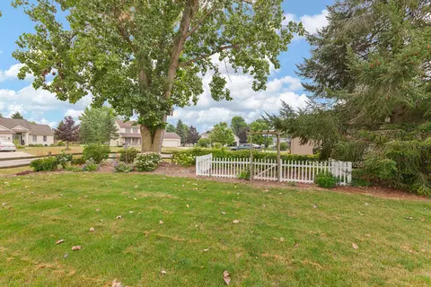 Exterior - 225 Joy Rd, Adrian, MI 49221 photo 4 of 5
