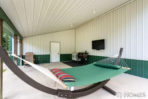 Exterior - 176 109th Ave, Plainwell, MI 49080 photo 15 of 20