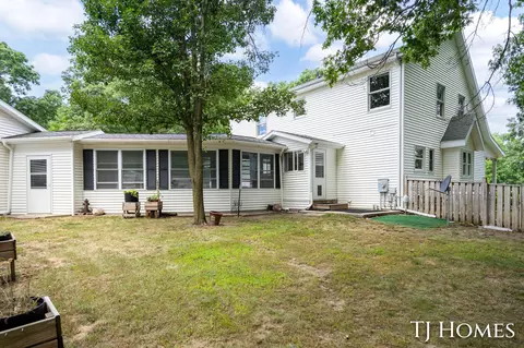 Exterior - 176 109th Ave, Plainwell, MI 49080 photo 10 of 20