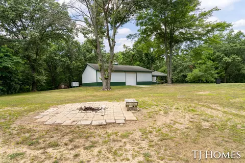 Exterior - 176 109th Ave, Plainwell, MI 49080 photo 18 of 20