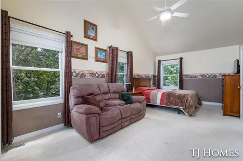 Bedroom - 176 109th Ave, Plainwell, MI 49080 photo 1 of 2