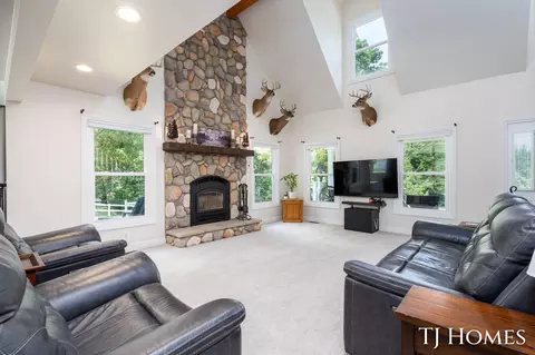 Living - 176 109th Ave, Plainwell, MI 49080 photo 1 of 2