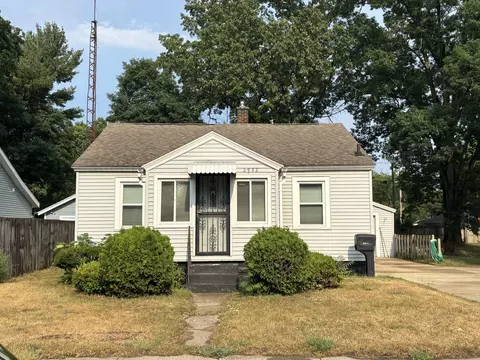 2932 Lemuel St, Muskegon, MI 49444