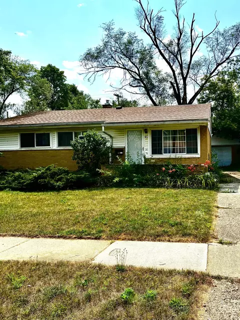 982 Desoto Ave, Ypsilanti, MI 48198