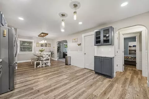 Entry Way - 7666 Thomas Ave, Jenison, MI 49428 photo 1 of 1