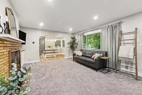 Living - 7666 Thomas Ave, Jenison, MI 49428 photo 1 of 2