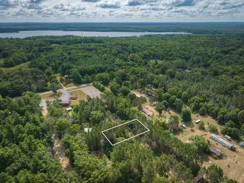 6313 E 29th St, White Cloud, MI 49349 photo 3