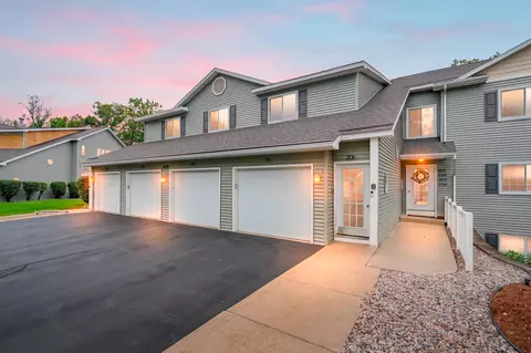 4128 W Centre Ave #205, Portage, MI 49024