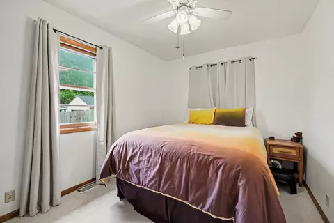 Bedroom - 271 Richfield Ave, Battle Creek, MI 49037 photo 1 of 2