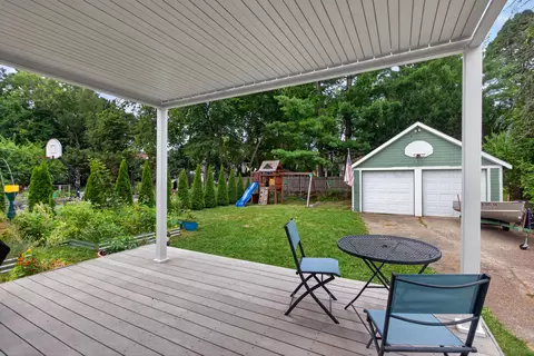 Exterior - 912 S Wisner St, Jackson, MI 49203 photo 6 of 10