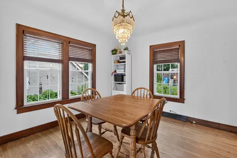 Dining - 912 S Wisner St, Jackson, MI 49203 photo 3 of 4