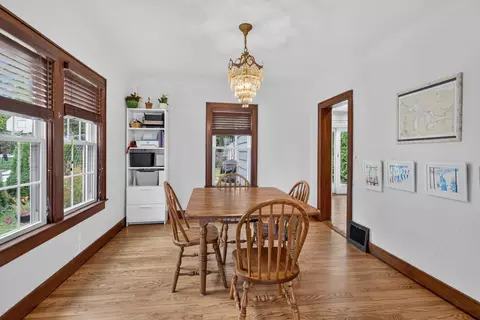 Dining - 912 S Wisner St, Jackson, MI 49203 photo 4 of 4