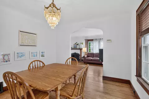 Dining - 912 S Wisner St, Jackson, MI 49203 photo 1 of 4
