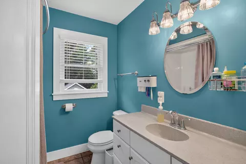 Bath - 912 S Wisner St, Jackson, MI 49203 photo 2 of 2