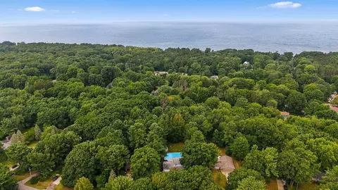 3361 Elderwood Ave, Holland, MI 49424