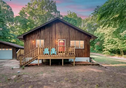 50521 8th Ave, Grand Junction, MI 49056