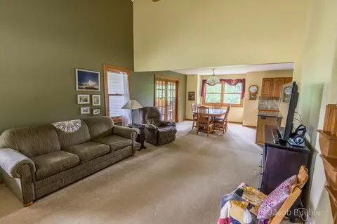 Living - 6477 Usborne Rd, Freeport, MI 49325 photo 1 of 4