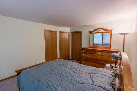 Bedroom - 6477 Usborne Rd, Freeport, MI 49325 photo 1 of 7