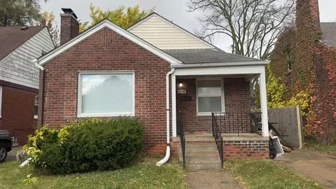 8518 Sussex St, Detroit, MI 48228