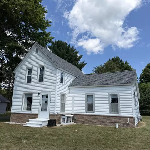Exterior - 456 Maple St, Custer, MI 49405 photo 3 of 10