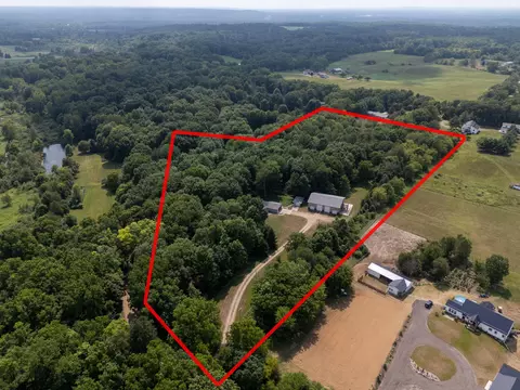 View/Area - 350 3rd St, Plainwell, MI 49080 photo 1 of 7