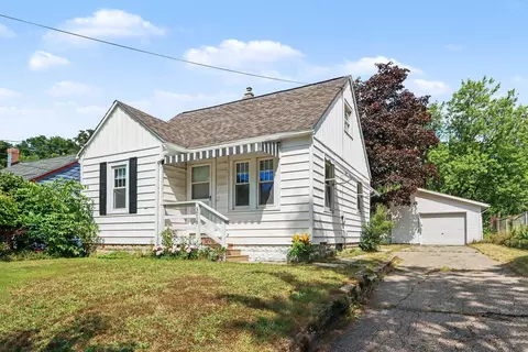 3719 Ash St, Kalamazoo, MI 49001