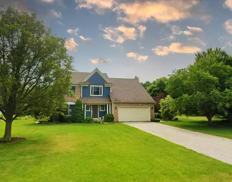 6725 Bay Ridge Rd, Kalamazoo, MI 49009